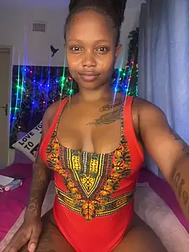 Snapshot of InkLady444 chatting on 12, 2, 2025 InkLady444 online show from 12, 2, 2025