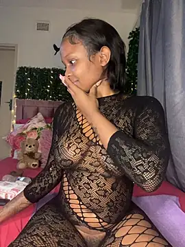 Snapshot of InkLady444 chatting on 18, 2, 2025 InkLady444 online show from 18, 2, 2025