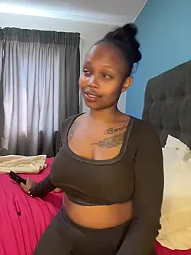 Snapshot of InkLady444 chatting on 12, 9, 2025 InkLady444 online show from 12, 9, 2025