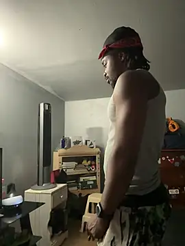 SluttyLyfe4L online show from 28, 7, 2026