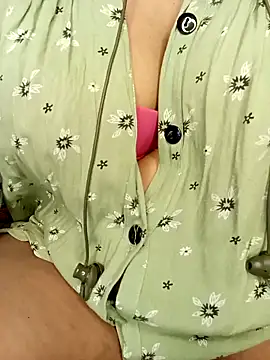 Snapshot of Sony-Model chatting on 3, 10, 2025 Sony-Model online show from 3, 10, 2025