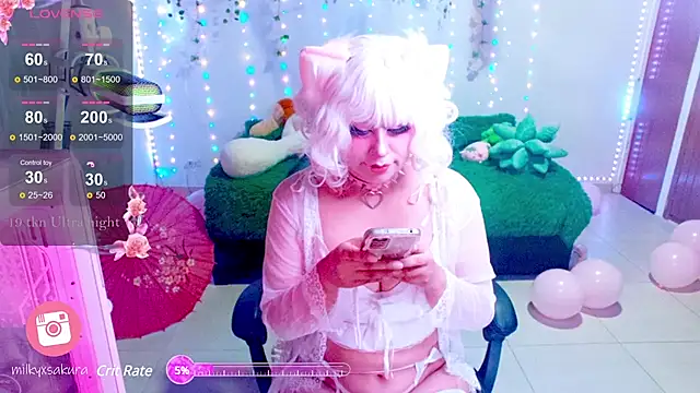 MilkyXSakura online show from 14, 2, 2025