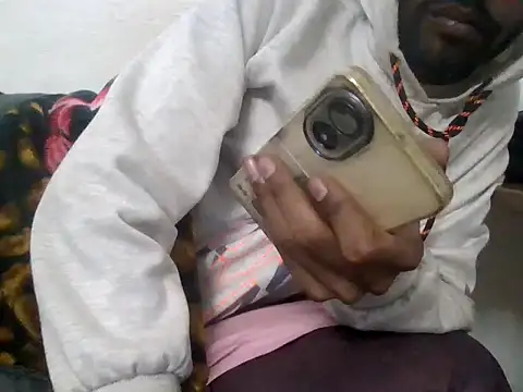 Snapshot of devilsam3327 chatting on 11, 11, 2025 devilsam3327 online show from 11, 11, 2025