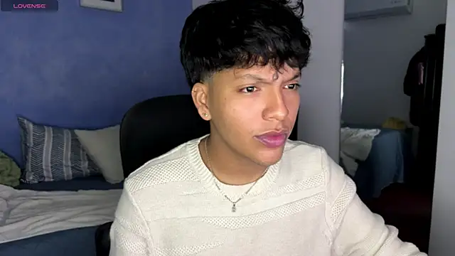 Xander bonnet1 online show from 15, 10, 2025