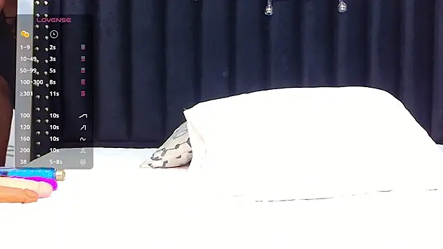 Snapshot of petitelittleebony chatting on 31, 1, 2025 petitelittleebony online show from 31, 1, 2025