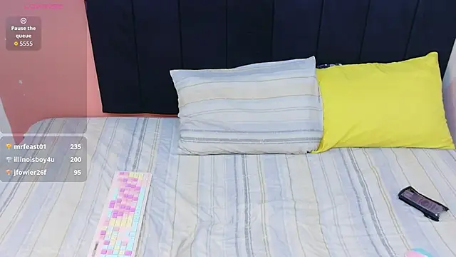 petitelittleebony online show from 15, 2, 2026