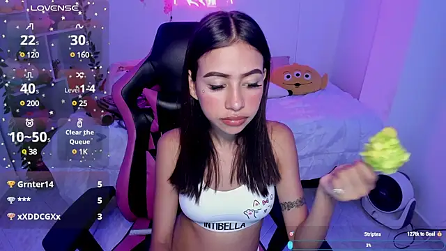 Snapshot of cat_kitty18_ chatting on 12, 2, 2025 cat kitty18 online show from 12, 2, 2025