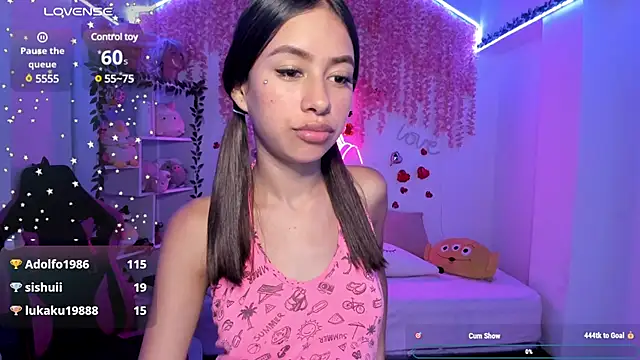 Snapshot of cat_kitty18_ chatting on 1, 3, 2025 cat kitty18 online show from 1, 3, 2025