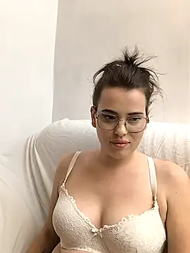 Baby Nicoll online show from 3, 3, 2026