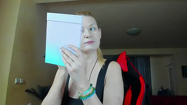 Snapshot of sugar_mayy chatting on 22, 1, 2025 sugar mayy online show from 22, 1, 2025