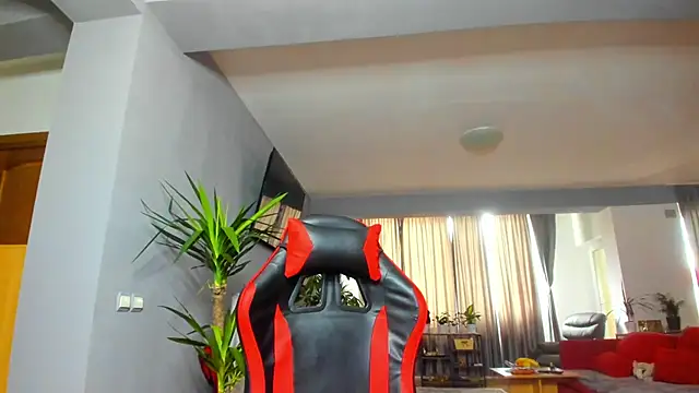 Snapshot of sugar_mayy chatting on 9, 10, 2025 sugar mayy online show from 9, 10, 2025