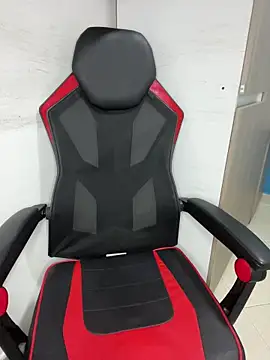 Snapshot of AndresChuboi chatting on 14, 11, 2025 AndresChuboi online show from 14, 11, 2025