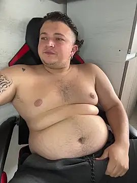 Snapshot of AndresChuboi chatting on 23, 11, 2025 AndresChuboi online show from 23, 11, 2025