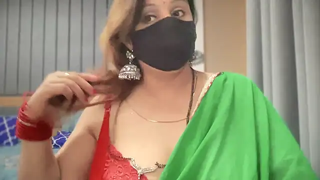 Snapshot of sassypooja chatting on 28, 7, 2026 sassypooja online show from 28, 7, 2026