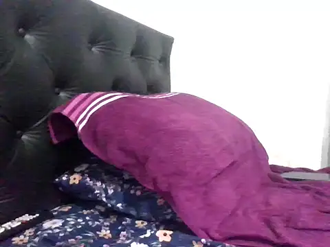 Snapshot of Arc8njoblack chatting on 23, 10, 2025 Arc8njoblack online show from 23, 10, 2025