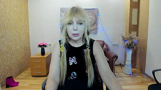 Snapshot of Anna_Diax chatting on 12, 2, 2026 Anna Diax online show from 12, 2, 2026