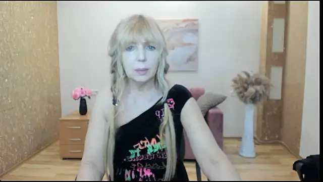 Snapshot of Anna_Diax chatting on 6, 3, 2026 Anna Diax online show from 6, 3, 2026