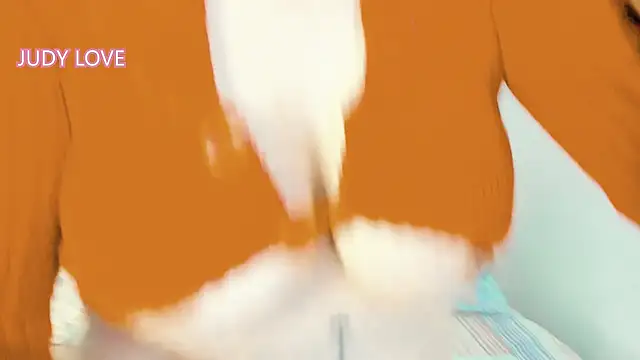 Snapshot of Sweet_Apple01 chatting on 6, 1, 2025 Sweet Apple01 online show from 6, 1, 2025