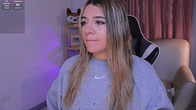 ashleyvalirya online show from 12, 9, 2025