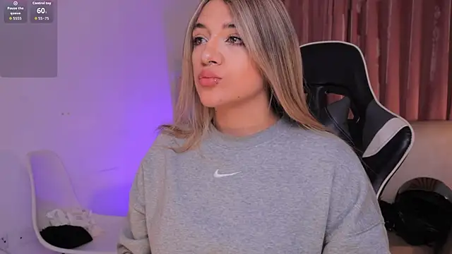 ashleyvalirya online show from 23, 9, 2025