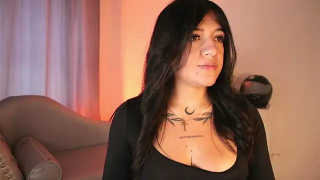 ashleyvalirya online show from 4, 5, 2026