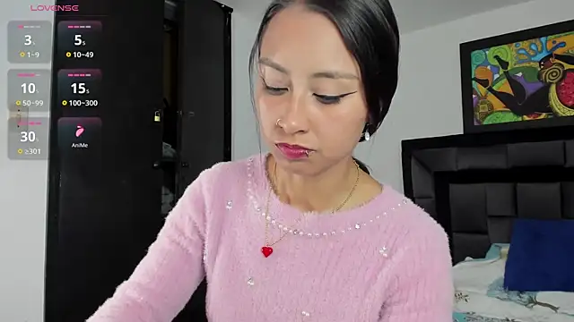 tatiana valencia online show from 1, 3, 2025