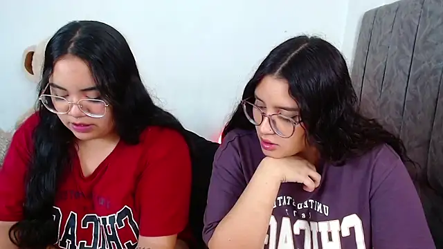 Snapshot of maddie-and-chelsea- chatting on 12, 1, 2025 maddie-and-chelsea- online show from 12, 1, 2025