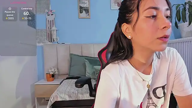 lyzzi smith01 online show from 30, 12, 2024