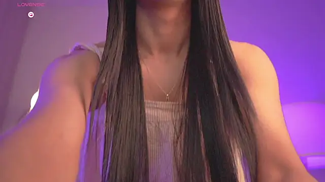 Snapshot of Samara_Gray chatting on 11, 10, 2025 Samara Gray online show from 11, 10, 2025