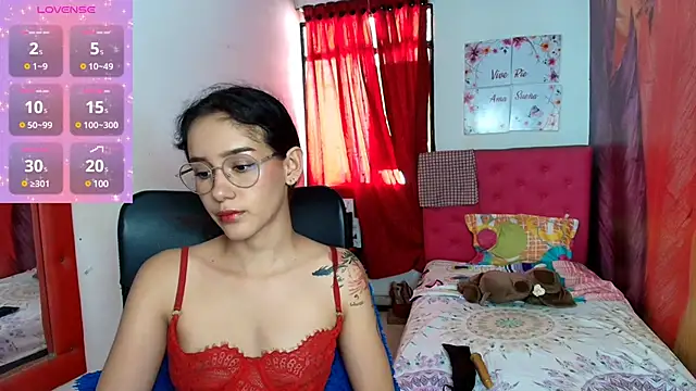 Snapshot of miley_blue_ chatting on 17, 3, 2025 miley blue  online show from 17, 3, 2025