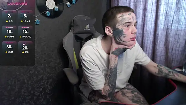 lonelycrystal online show from 28, 2, 2025