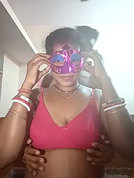 Snapshot of juhi06 chatting on 3, 3, 2026 juhi06 online show from 3, 3, 2026