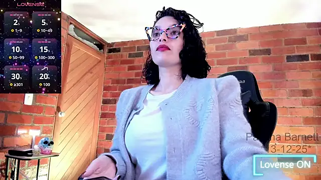 paulinabarnett- online show from 14, 12, 2025