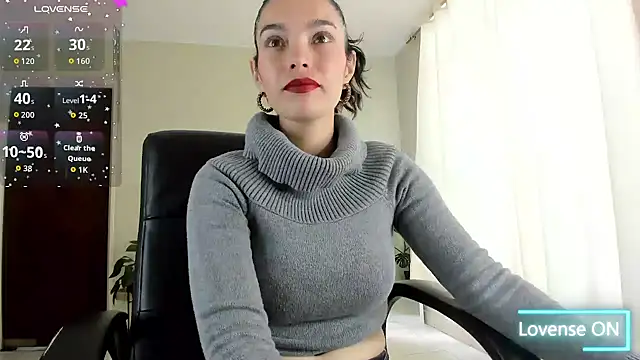 Snapshot of paulinabarnett- chatting on 22, 6, 2026 paulinabarnett- online show from 22, 6, 2026