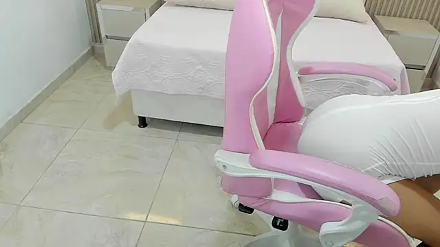 Hanaa latif online show from 24, 1, 2025