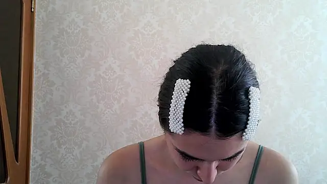 Snapshot of Kashtanka_ chatting on 23, 10, 2025 Kashtanka online show from 23, 10, 2025