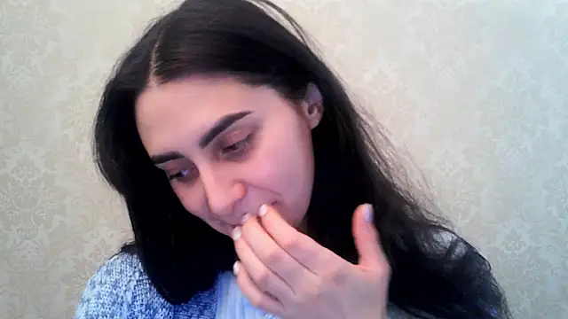 Snapshot of Kashtanka_ chatting on 18, 12, 2025 Kashtanka online show from 18, 12, 2025