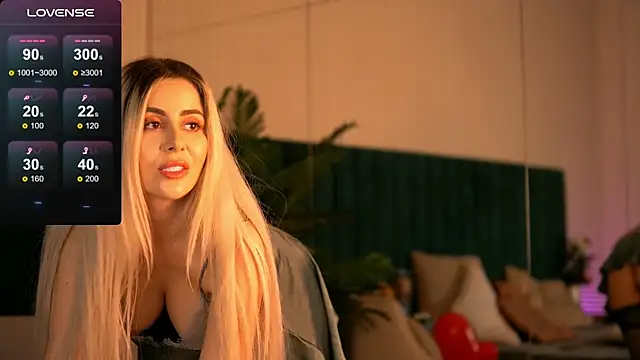 Snapshot of Kylie_Benton chatting on 6, 3, 2025 Kylie Benton online show from 6, 3, 2025