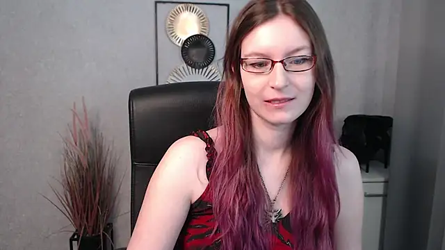 emmaxDelight online show from 20, 3, 2025