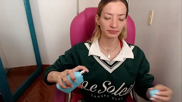 zoe jones13 online show from 19, 7, 2026