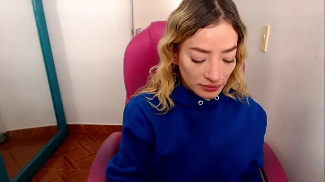zoe jones13 online show from 21, 7, 2026