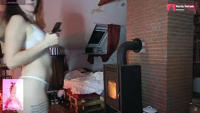 JoleneFuego online show from 6, 1, 2025