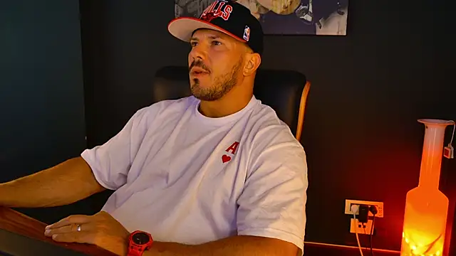 AngeloEric online show from 9, 9, 2025