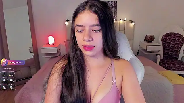 zoe turnner 18 online show from 29, 10, 2025