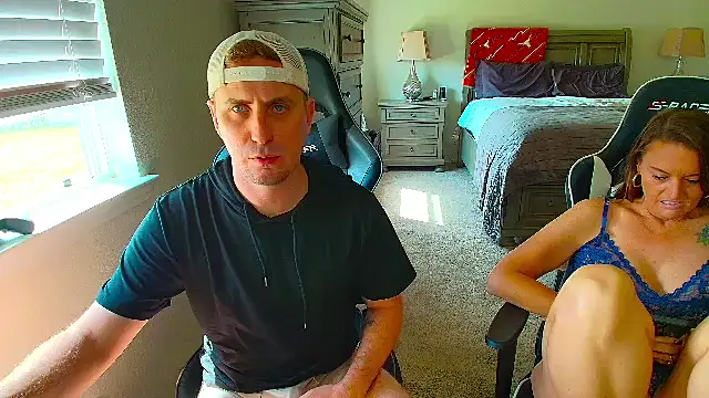 Snapshot of YourAvgNeighbors chatting on 15, 3, 2026 YourAvgNeighbors online show from 15, 3, 2026