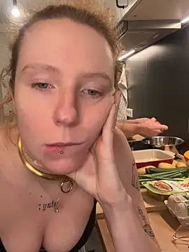 alt cutie online show from 3, 11, 2025