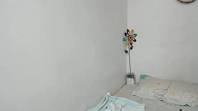 electra hunt online show from 8, 12, 2024