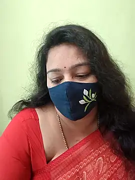 neelu-hoty online show from 2, 5, 2026