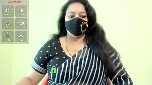 neelu-hoty online show from 25, 7, 2026