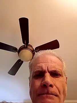 Snapshot of Hand69someguy chatting on 5, 12, 2024 Hand69someguy online show from 5, 12, 2024